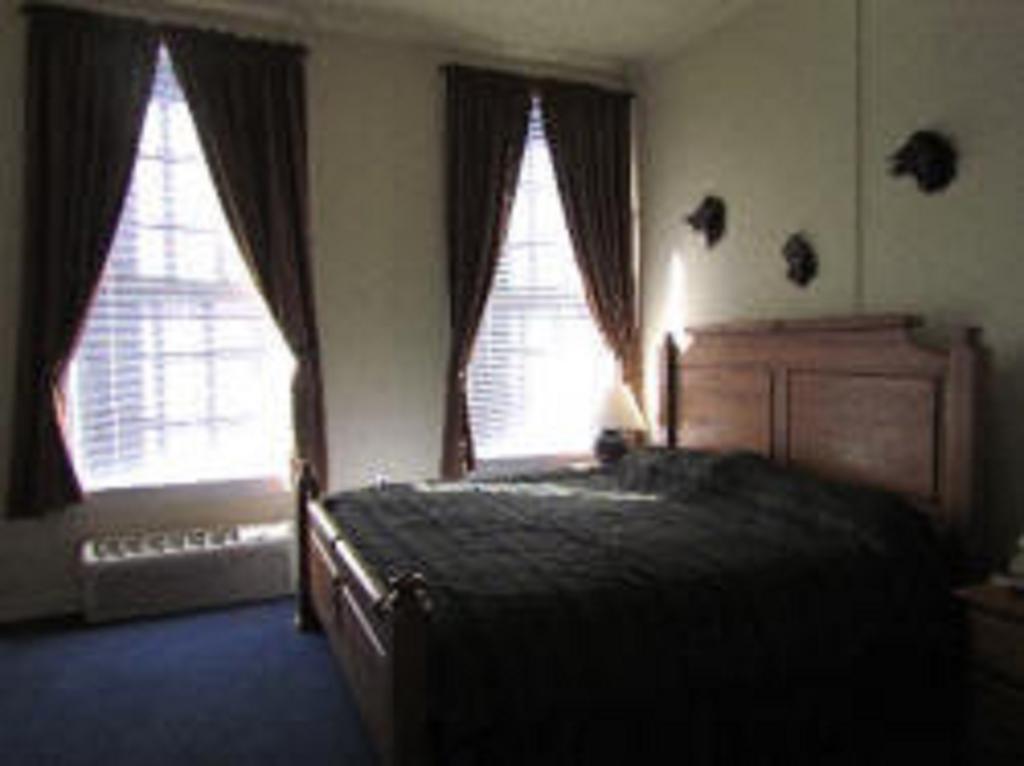 Macarthur Inn Narrows Room photo